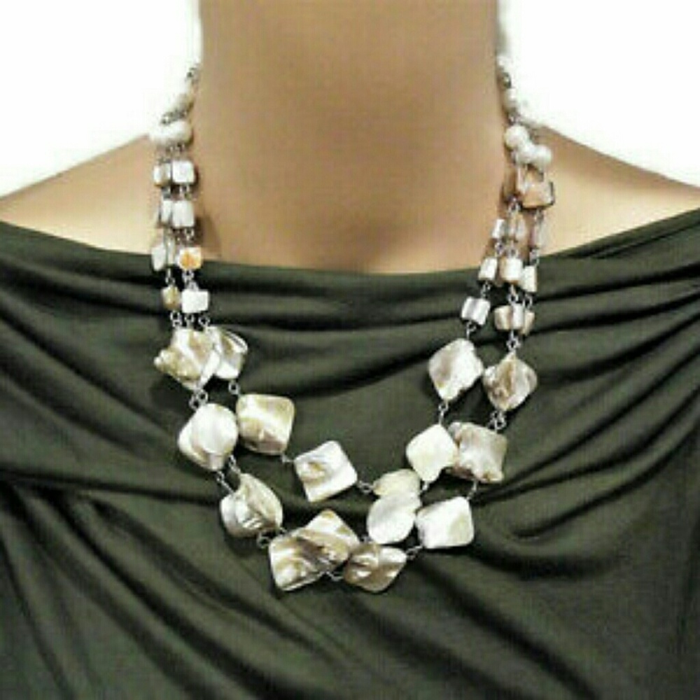 Abalone Shell Fashion Necklace/ Faux Pearls/ Silve